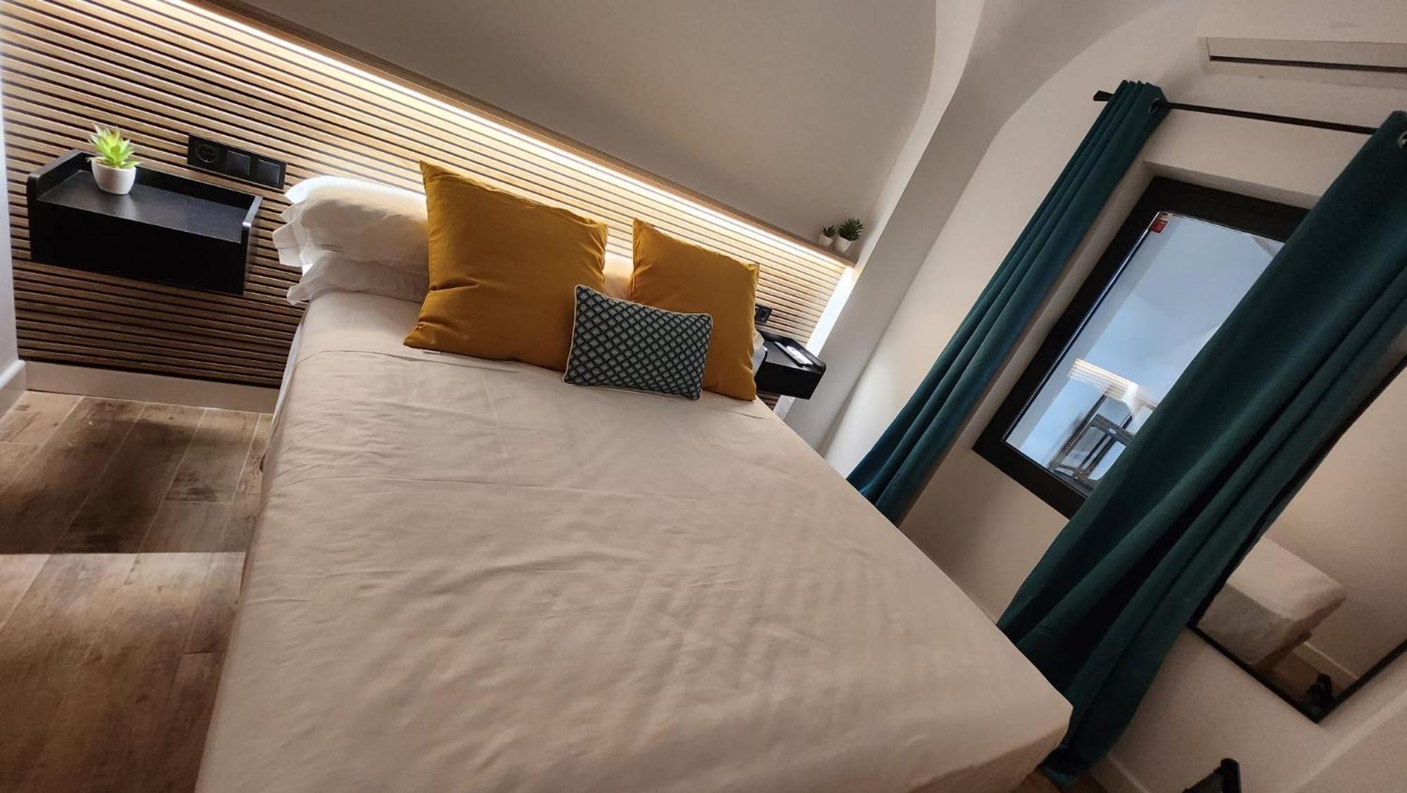 Bailen 3 Apartment Caces Екстериор снимка