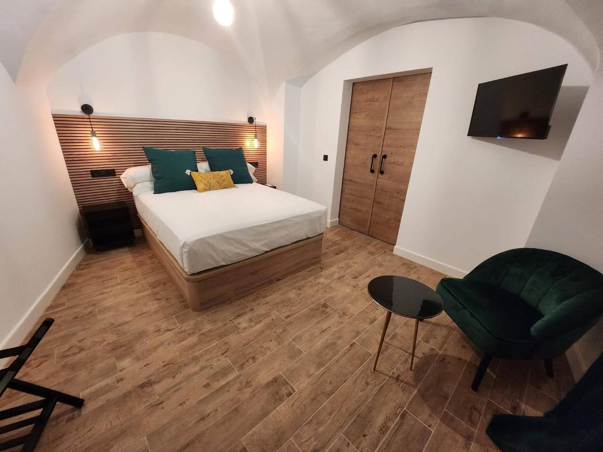 Bailen 3 Apartment Caces Екстериор снимка